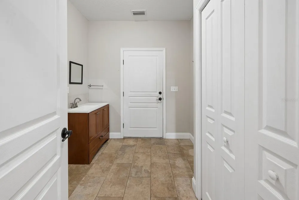 486 LAKESHORE DRIVE Starke, FL 32091