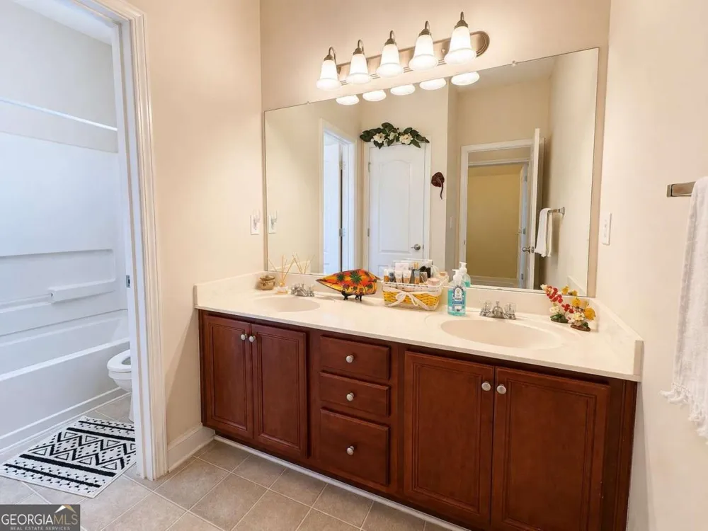125 Stewart Glen DR Covington, GA 30014