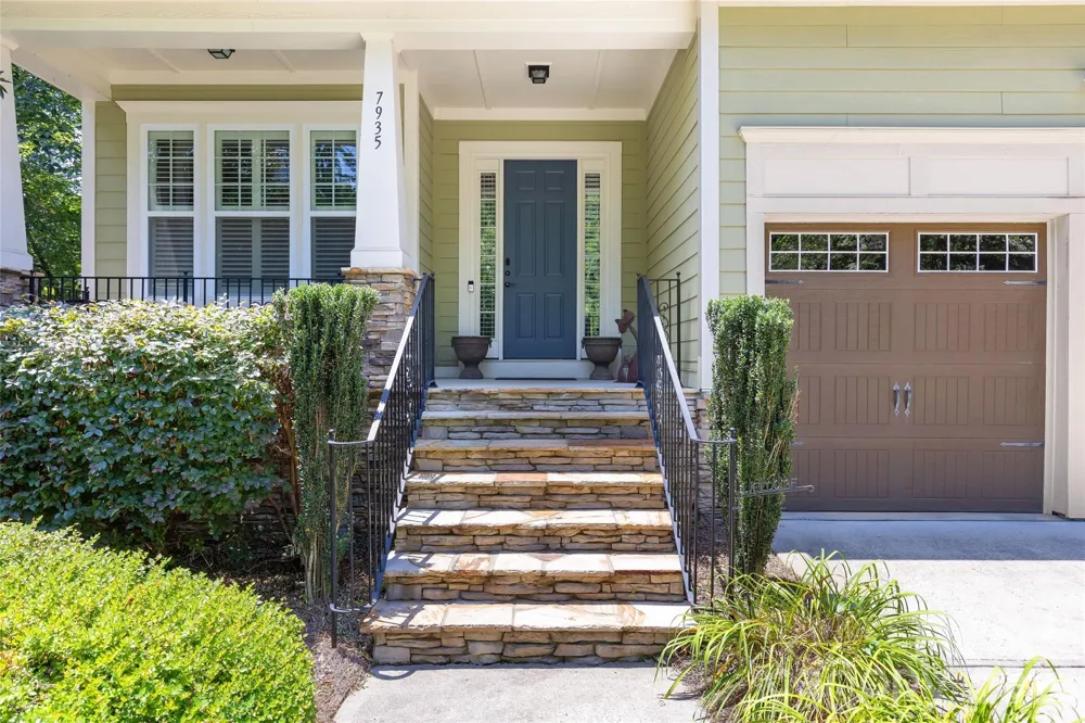 7935 Alexander Road Charlotte, NC 28270