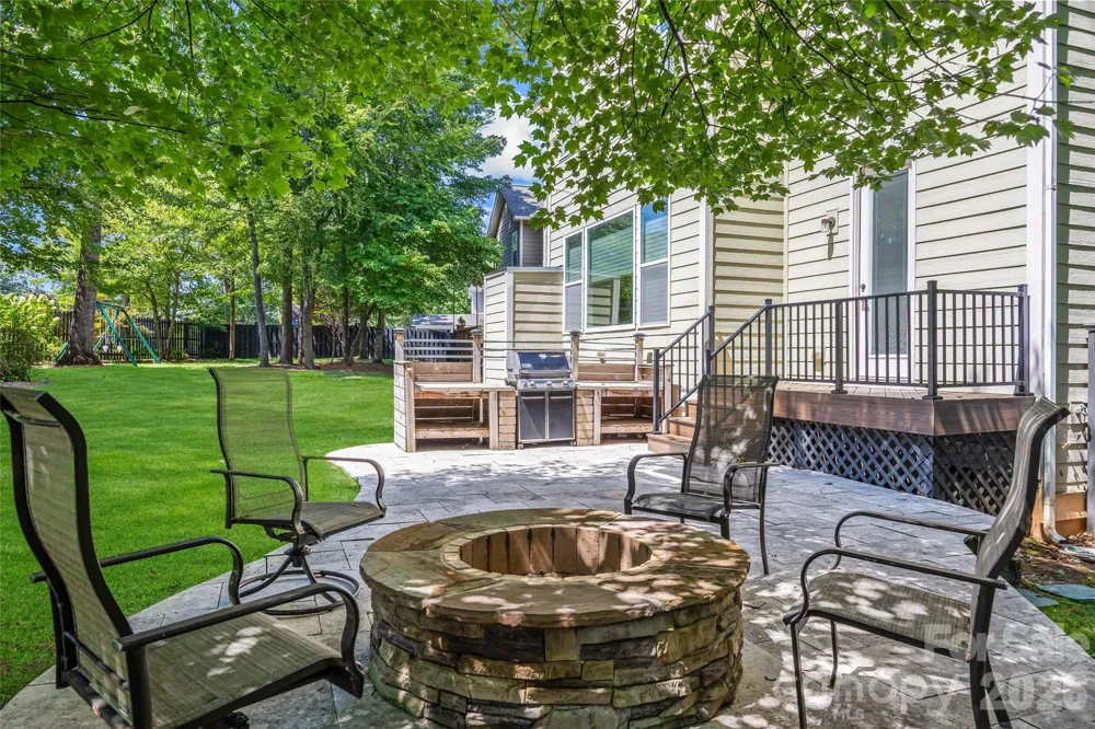 7935 Alexander Road Charlotte, NC 28270
