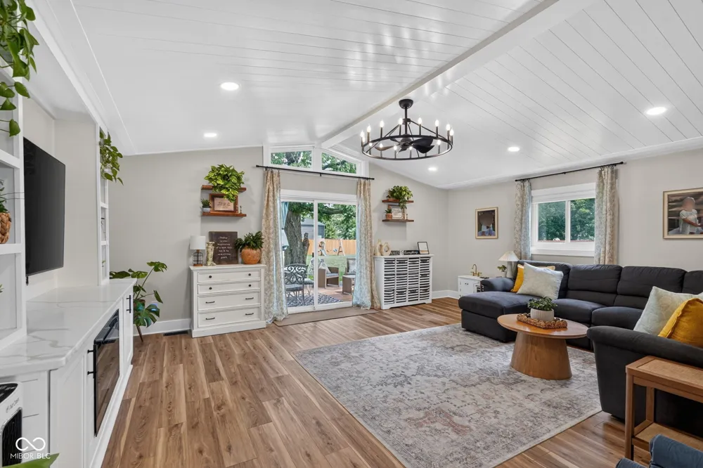 7767 County Road 21 W Lizton, IN 46149