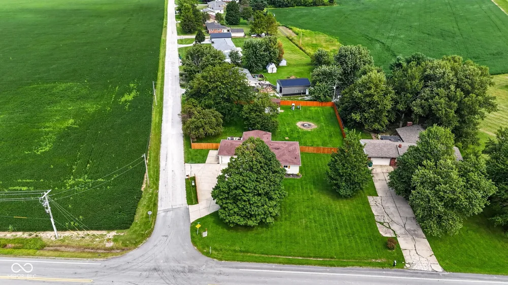 7767 County Road 21 W Lizton, IN 46149