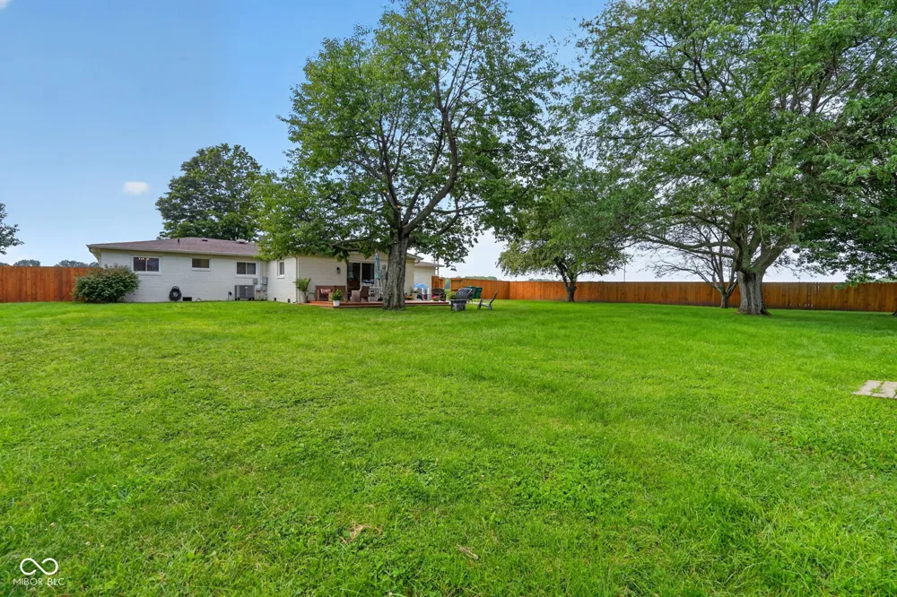 7767 County Road 21 W Lizton, IN 46149
