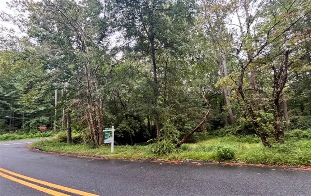 8 Poplar Street Fairburn, GA 30213