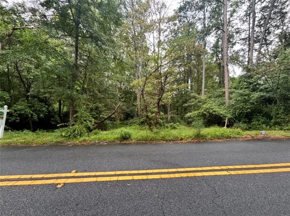 8 Poplar Street Fairburn, GA 30213