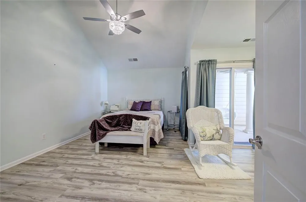 25 Casey Drive Cartersville, GA 30120