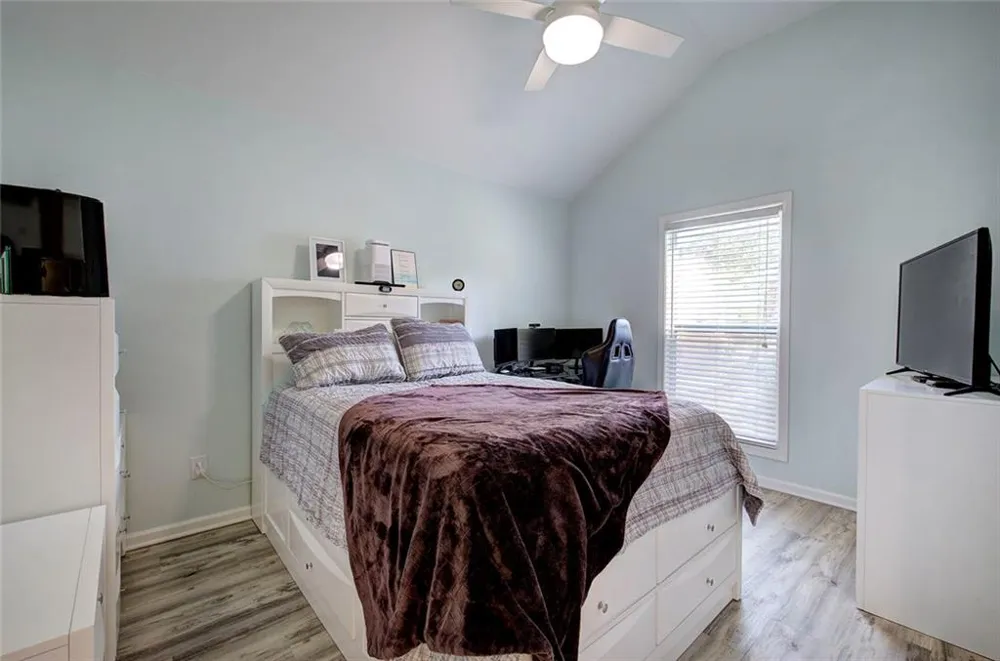 25 Casey Drive Cartersville, GA 30120