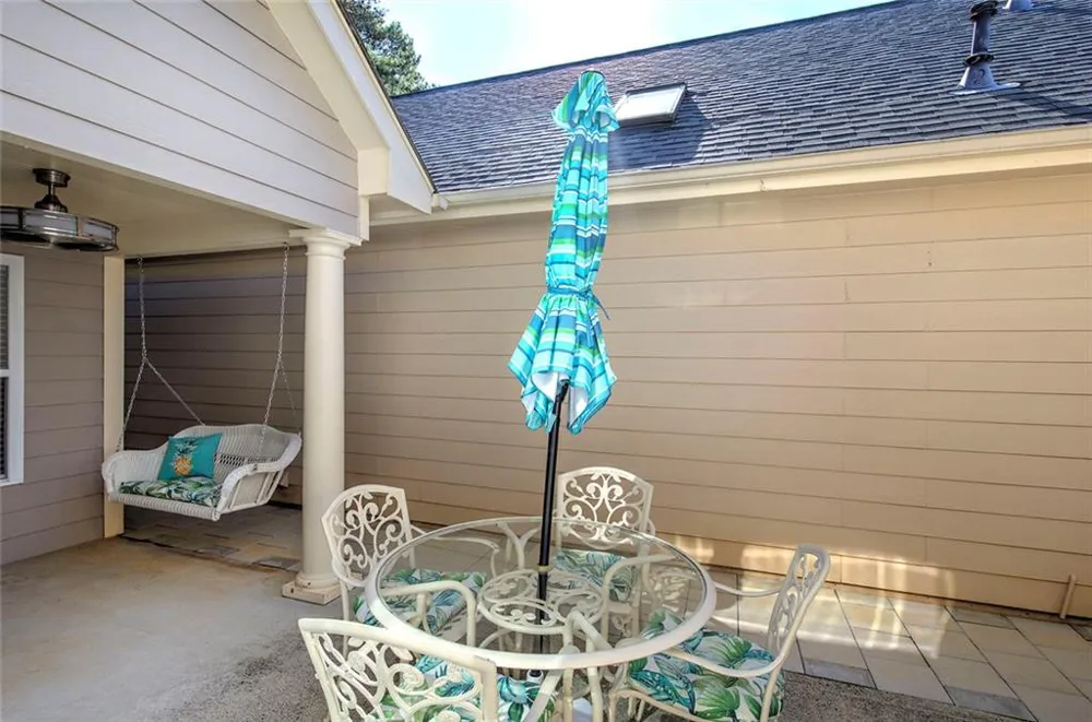 25 Casey Drive Cartersville, GA 30120