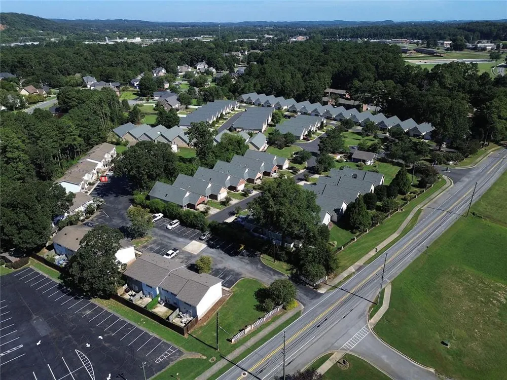 25 Casey Drive Cartersville, GA 30120