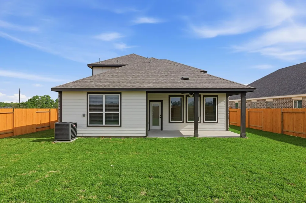 15642 Honey Cove Drive Conroe, TX 77303