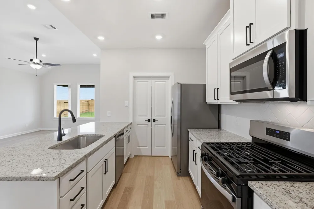 15642 Honey Cove Drive Conroe, TX 77303