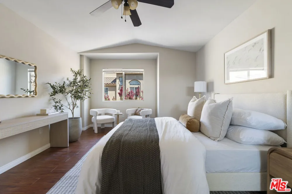 14548 Evan Way Van Nuys, CA 91411