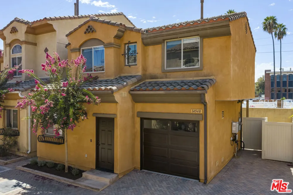 14548 Evan Way Van Nuys, CA 91411
