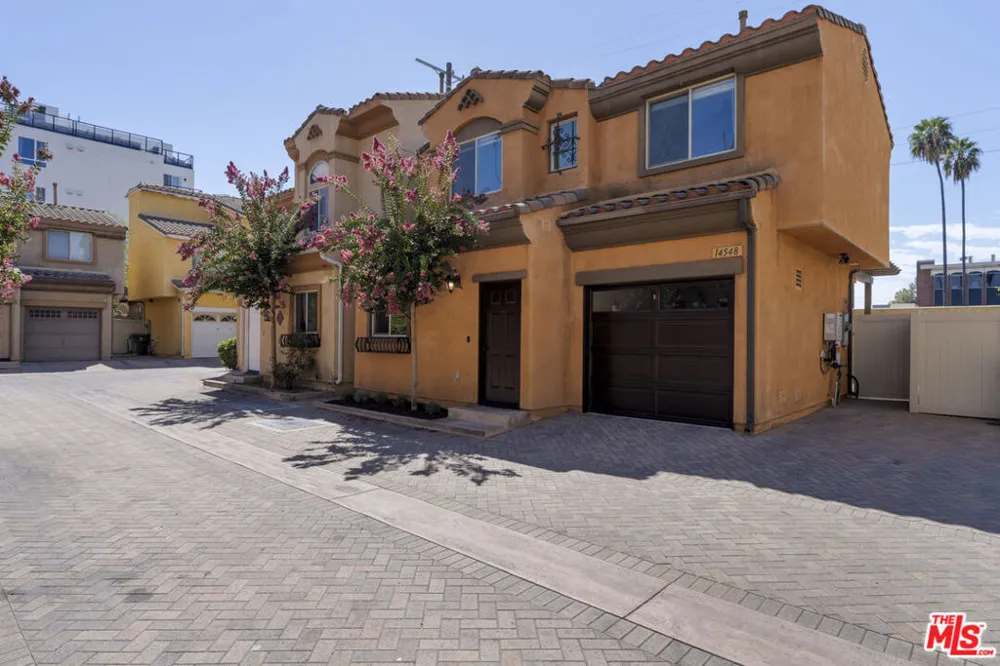 14548 Evan Way Van Nuys, CA 91411