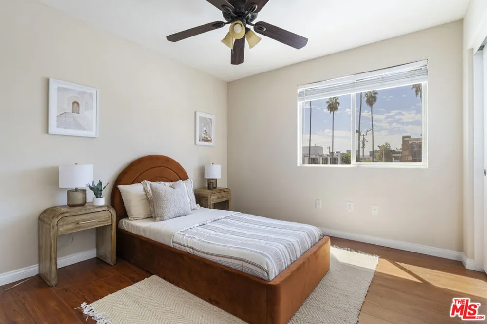 14548 Evan Way Van Nuys, CA 91411