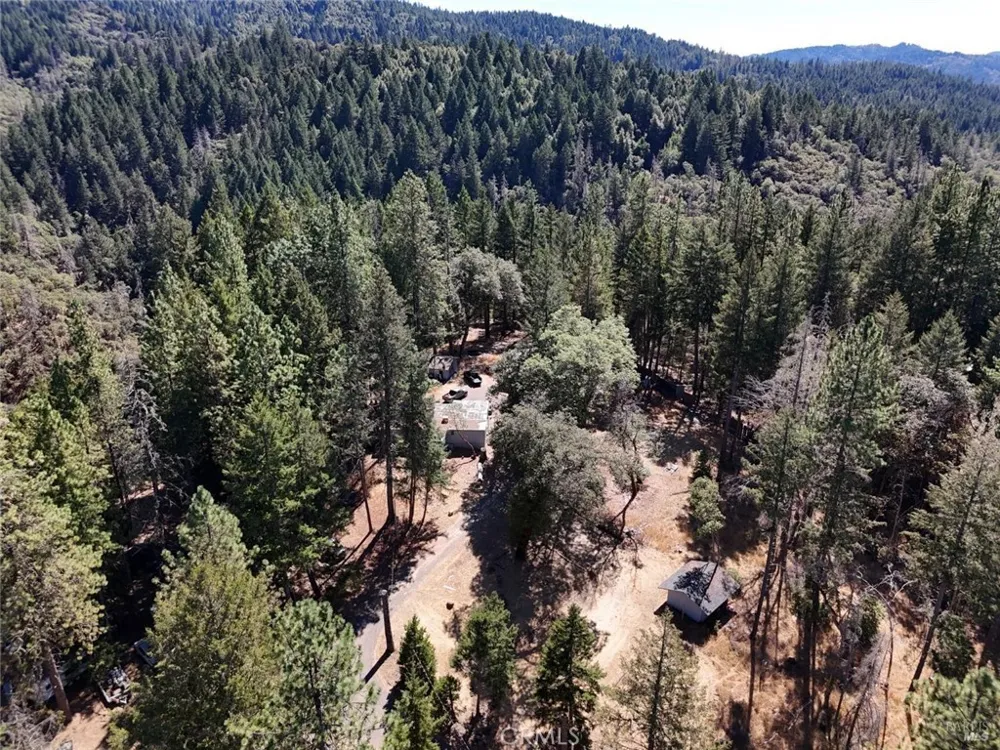 4501 Lakewood Drive Willits, CA 95490