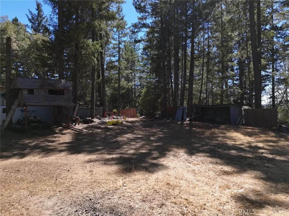 4501 Lakewood Drive Willits, CA 95490