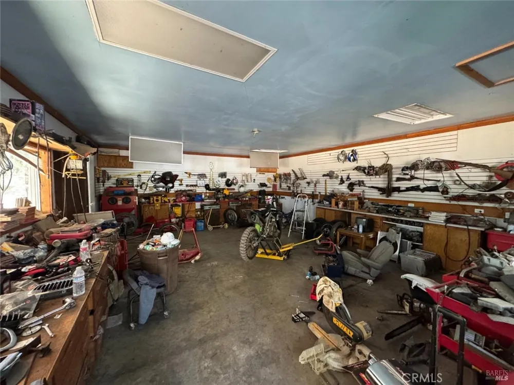 4501 Lakewood Drive Willits, CA 95490