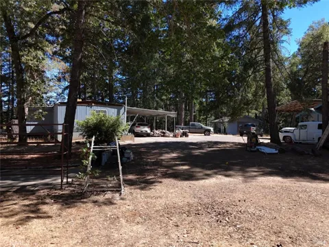 4501 Lakewood Drive