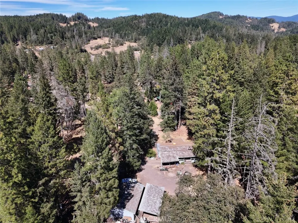 4501 Lakewood Drive Willits, CA 95490