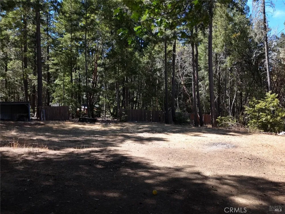 4501 Lakewood Drive Willits, CA 95490