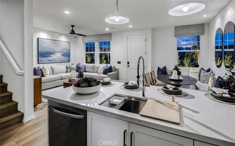 3952 E. BUCKNELL PASEO Ontario, CA 91761