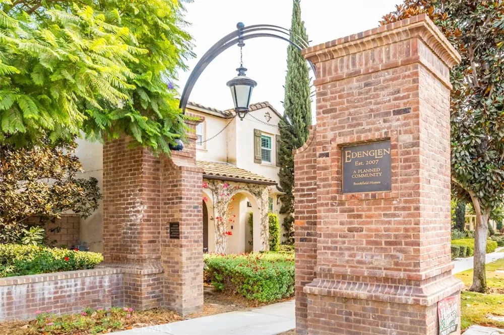3952 E. BUCKNELL PASEO Ontario, CA 91761