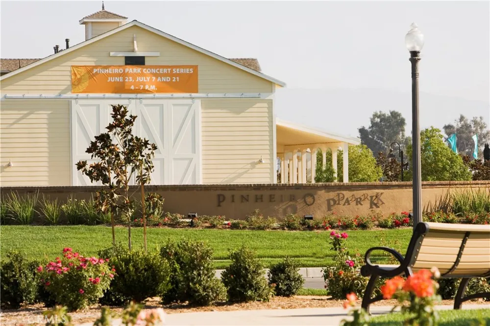 3952 E. BUCKNELL PASEO Ontario, CA 91761