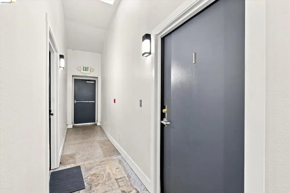 1451 13Th St #1 Oakland, CA 94607