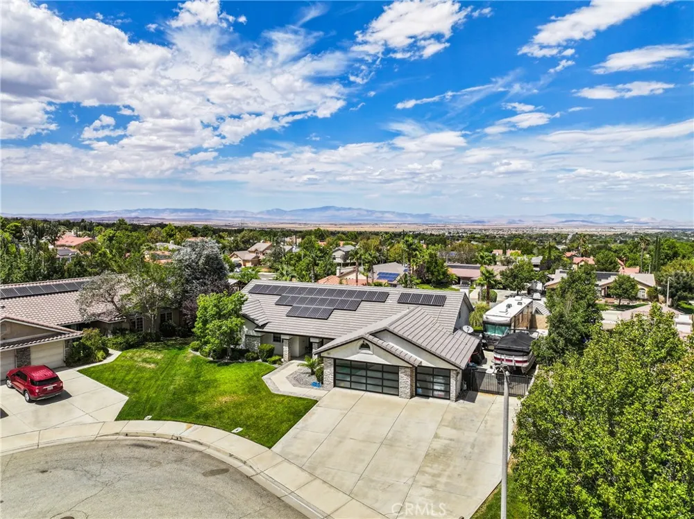 5341 Jaime Court Palmdale, CA 93551