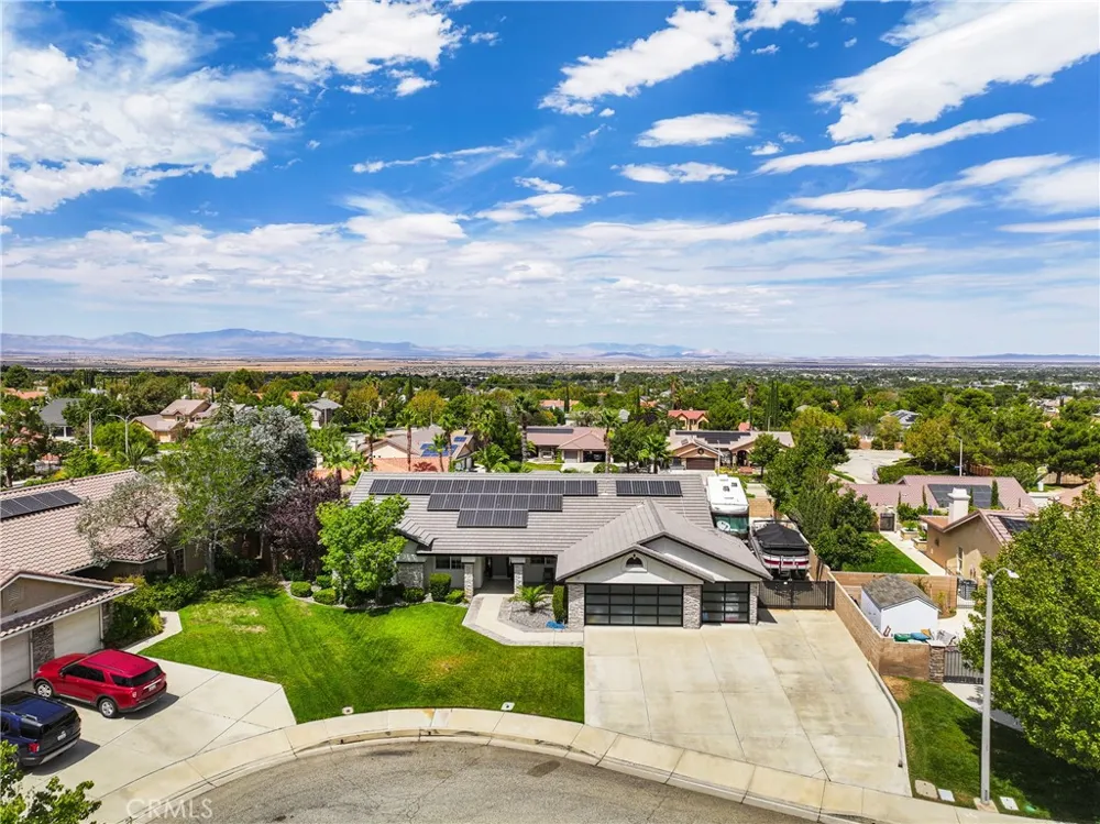 5341 Jaime Court Palmdale, CA 93551