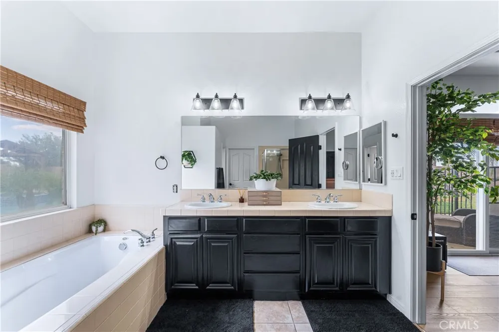5341 Jaime Court Palmdale, CA 93551