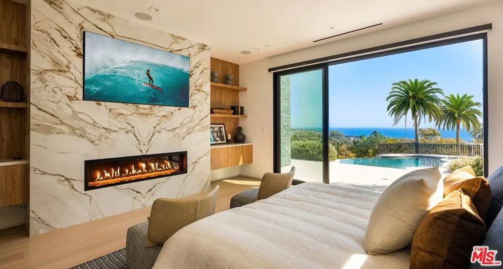 29800 Cuthbert Road Malibu, CA 90265