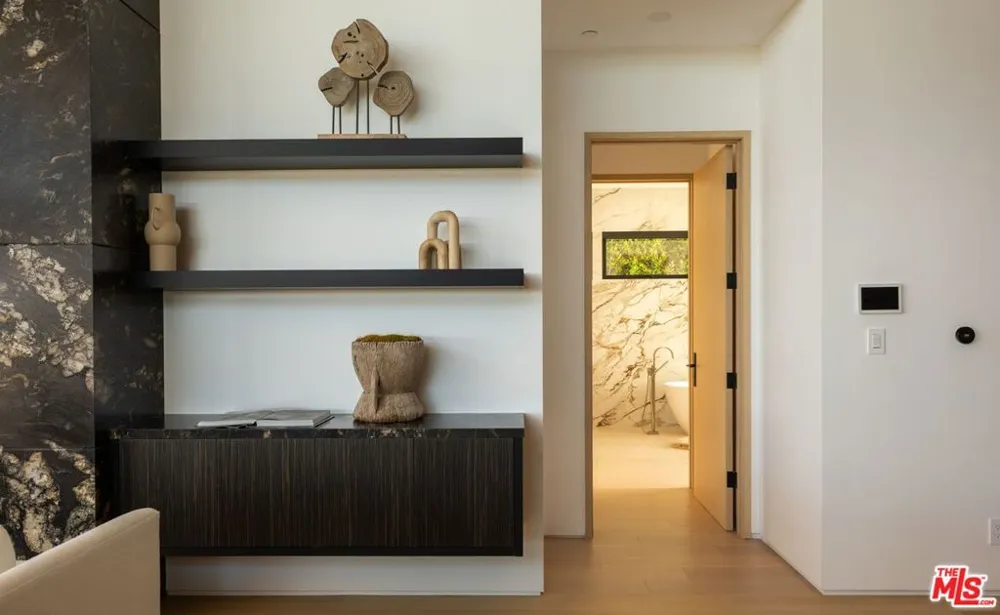 29800 Cuthbert Road Malibu, CA 90265