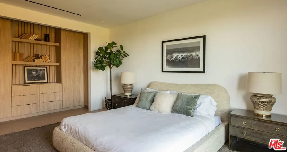 29800 Cuthbert Road Malibu, CA 90265