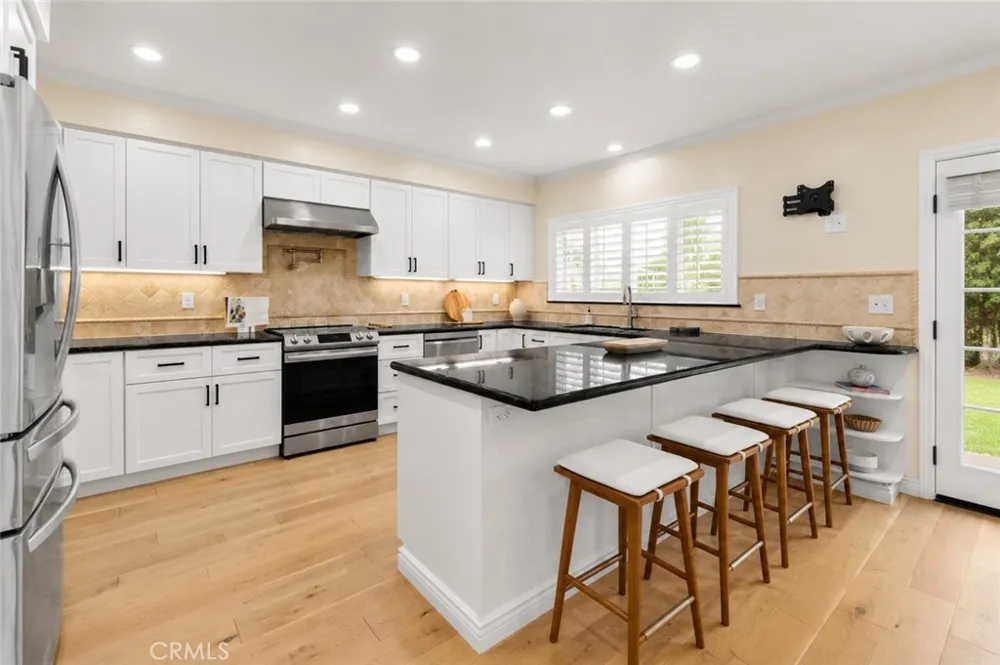 2020 Farrell Redondo Beach, CA 90278