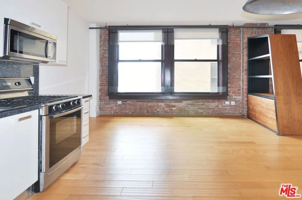 460 S Spring Street #908 Los Angeles, CA 90013