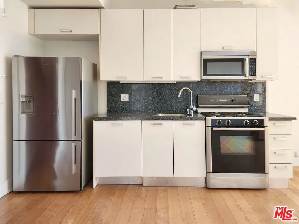 460 S Spring Street #908 Los Angeles, CA 90013