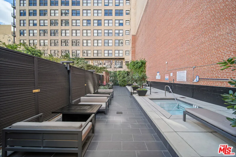460 S Spring Street #908 Los Angeles, CA 90013
