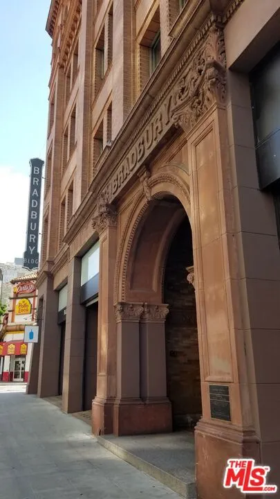 460 S Spring Street #908 Los Angeles, CA 90013