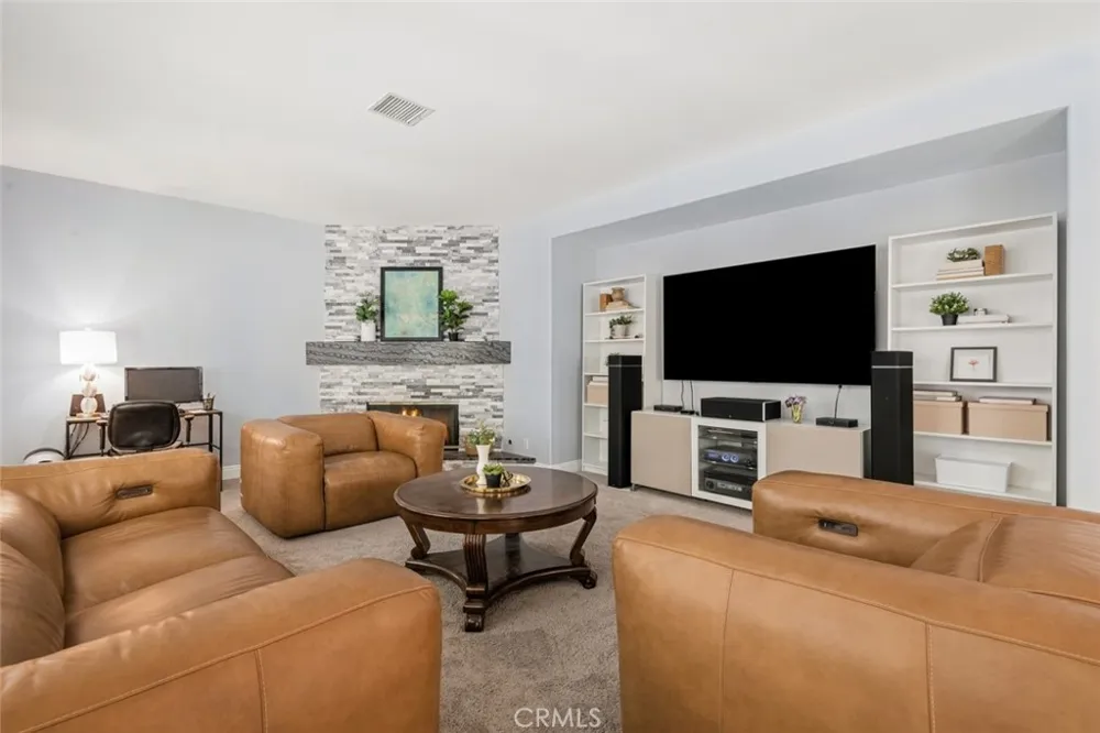 1716 Via Provincia Circle Corona, CA 92881