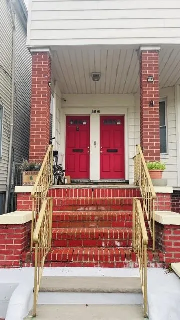 186 AVENUE C