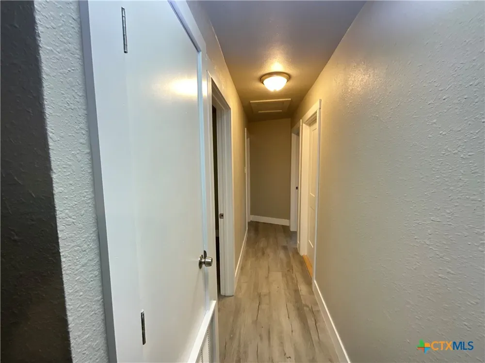 2018 Sherman Street Seguin, TX 78155