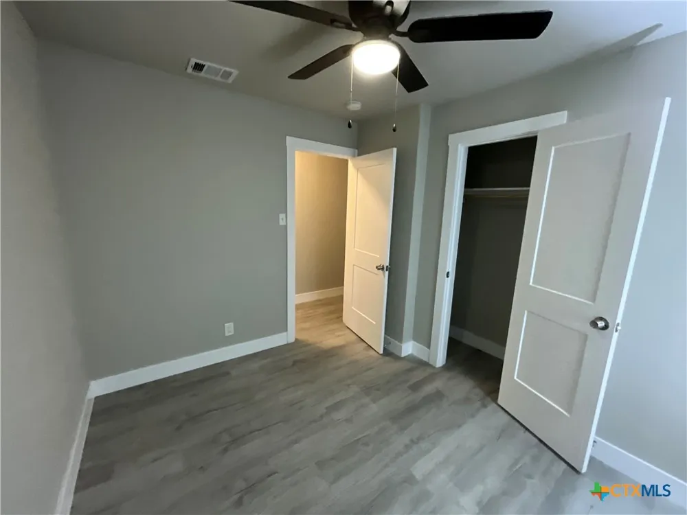 2018 Sherman Street Seguin, TX 78155