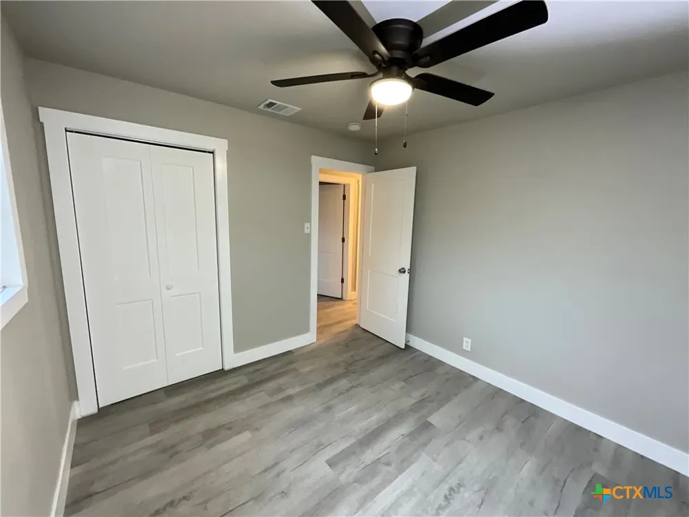 2018 Sherman Street Seguin, TX 78155