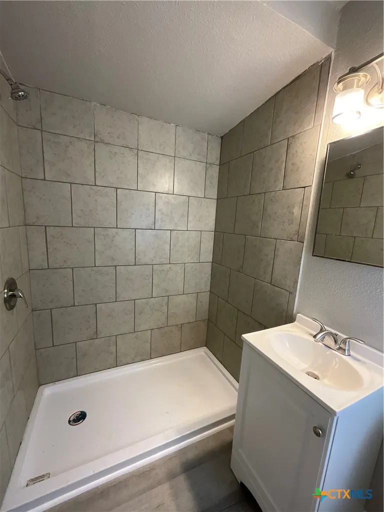 2018 Sherman Street Seguin, TX 78155