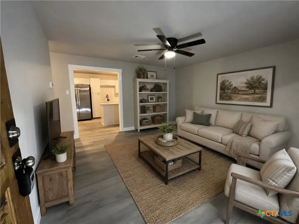 2018 Sherman Street Seguin, TX 78155