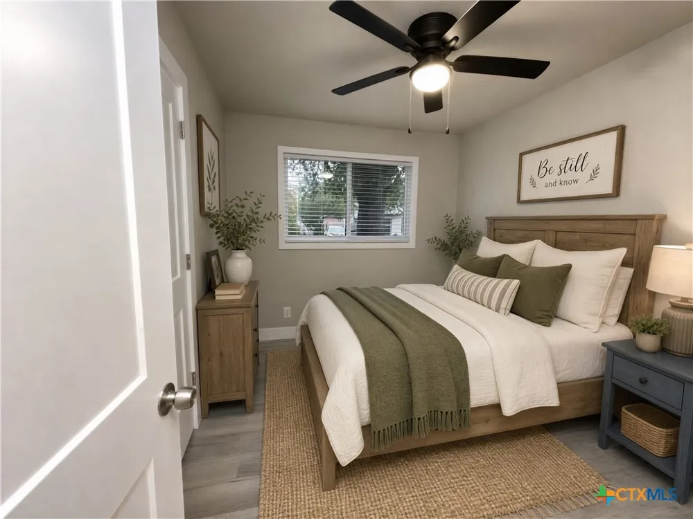 2018 Sherman Street Seguin, TX 78155