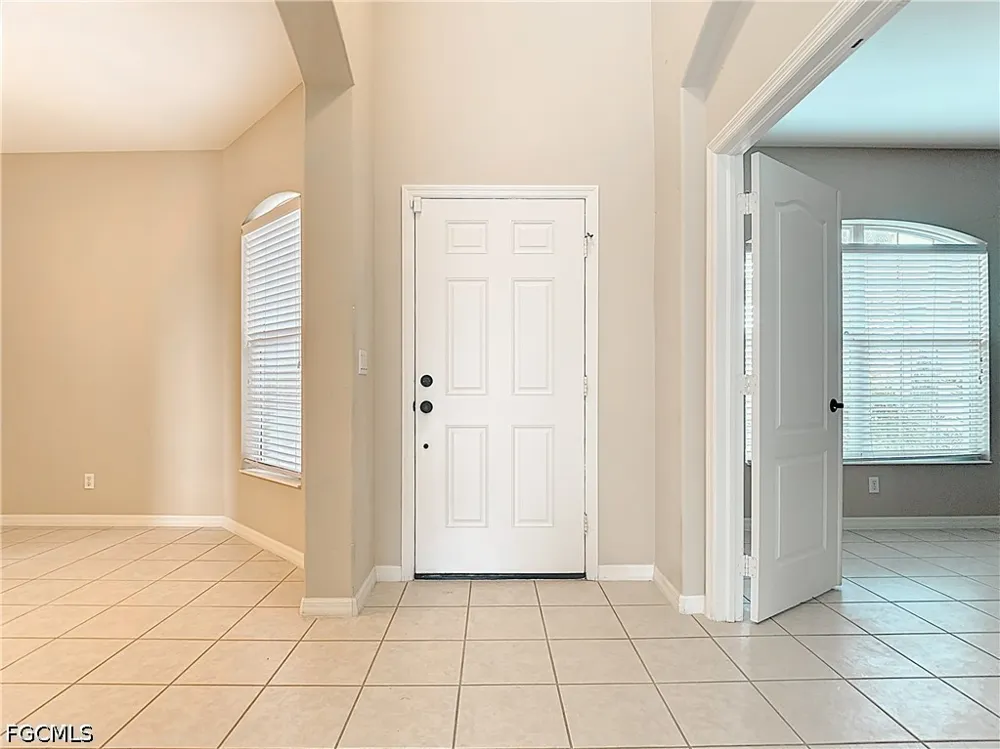 Via Piazza Loop Fort Myers, FL 33905