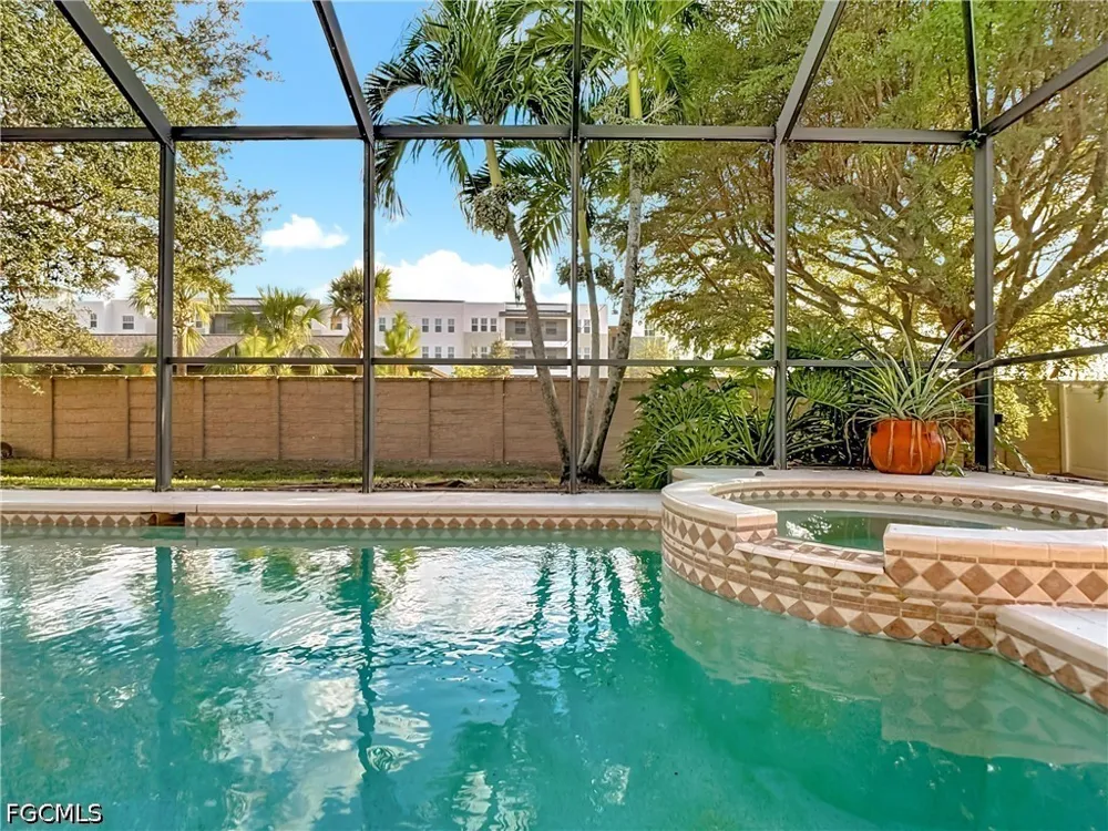 Via Piazza Loop Fort Myers, FL 33905